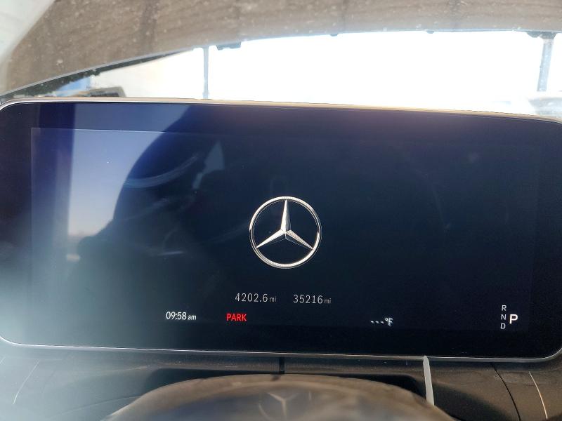 52409386 :رقم المزاد ، W1KAF4GB0NR030643 vin ، 2022 Mercedes-benz C مزاد بيع