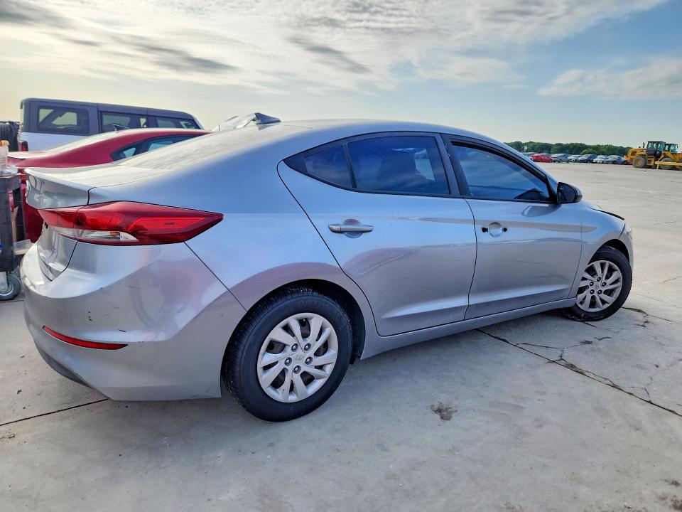 Aukcja sprzedaży 2017 Hyundai Elantra, vin: 5NPD74LF4HH103795, numer aukcji: 52948636