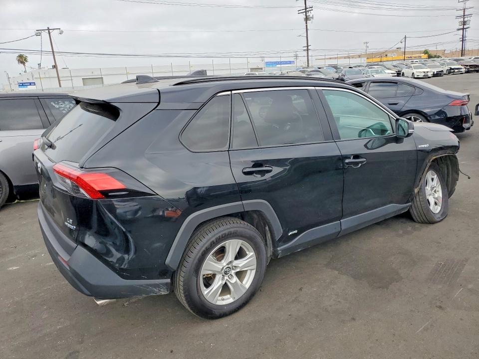 54847356 :رقم المزاد ، 4T3M6RFV6MU021170 vin ، 2021 Toyota Rav4 مزاد بيع