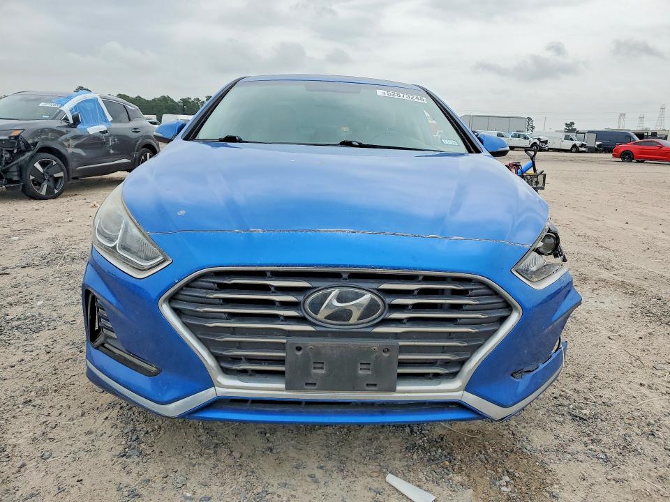Продажа на аукционе авто 2018 Hyundai Sonata, vin: 5NPE34AF9JH658573, номер лота: 52873246