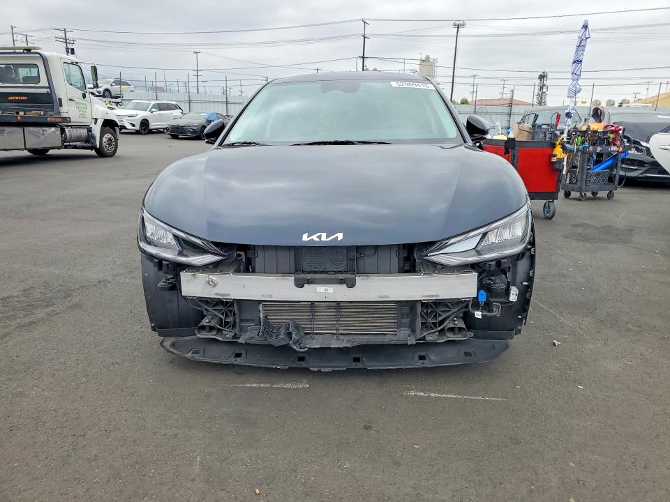 2024 Kia Ev6 მანქანა იყიდება აუქციონზე, vin: KNDC34LA0R5205043, აუქციონის ნომერი: 52969416