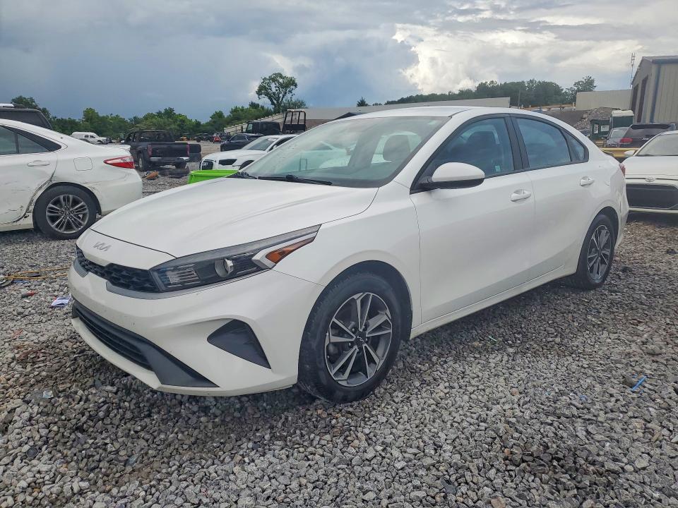 55140866 :رقم المزاد ، 3KPF24AD4NE503901 vin ، 2022 Kia Forte مزاد بيع