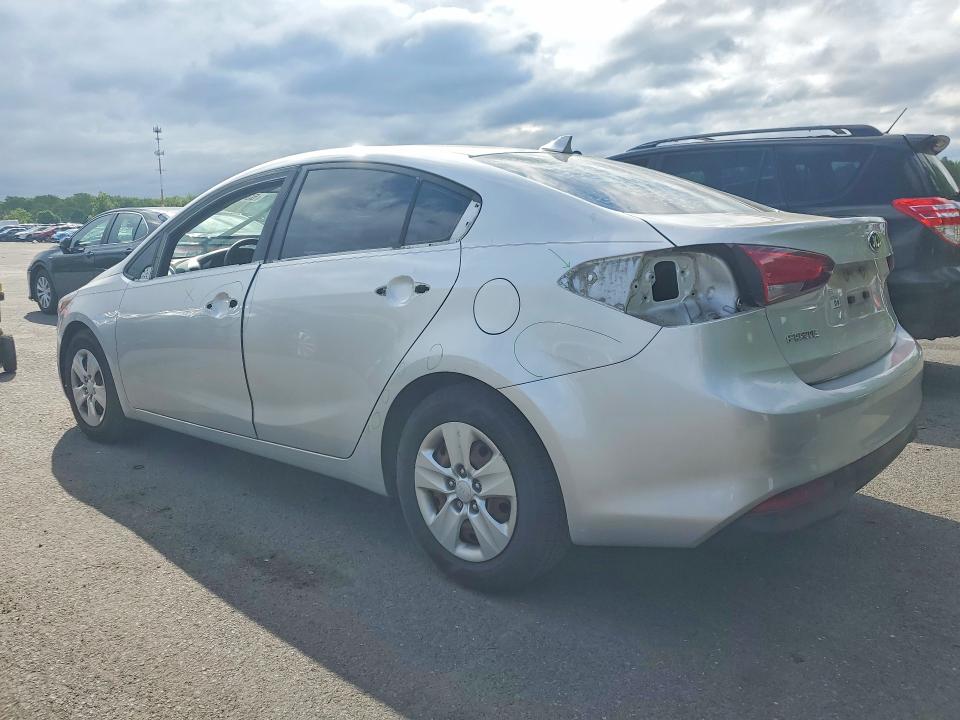53622226 :رقم المزاد ، 3KPFK4A73JE178100 vin ، 2018 Kia Forte مزاد بيع