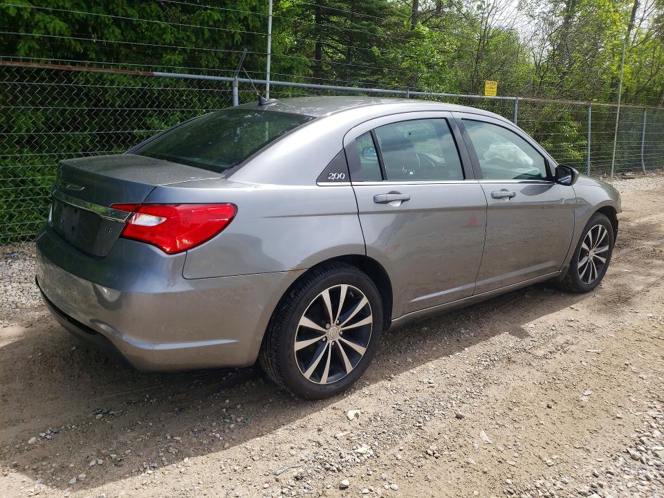 54604286 :رقم المزاد ، 1C3BC8FGXBN577471 vin ، 2011 Chrysler 200 مزاد بيع