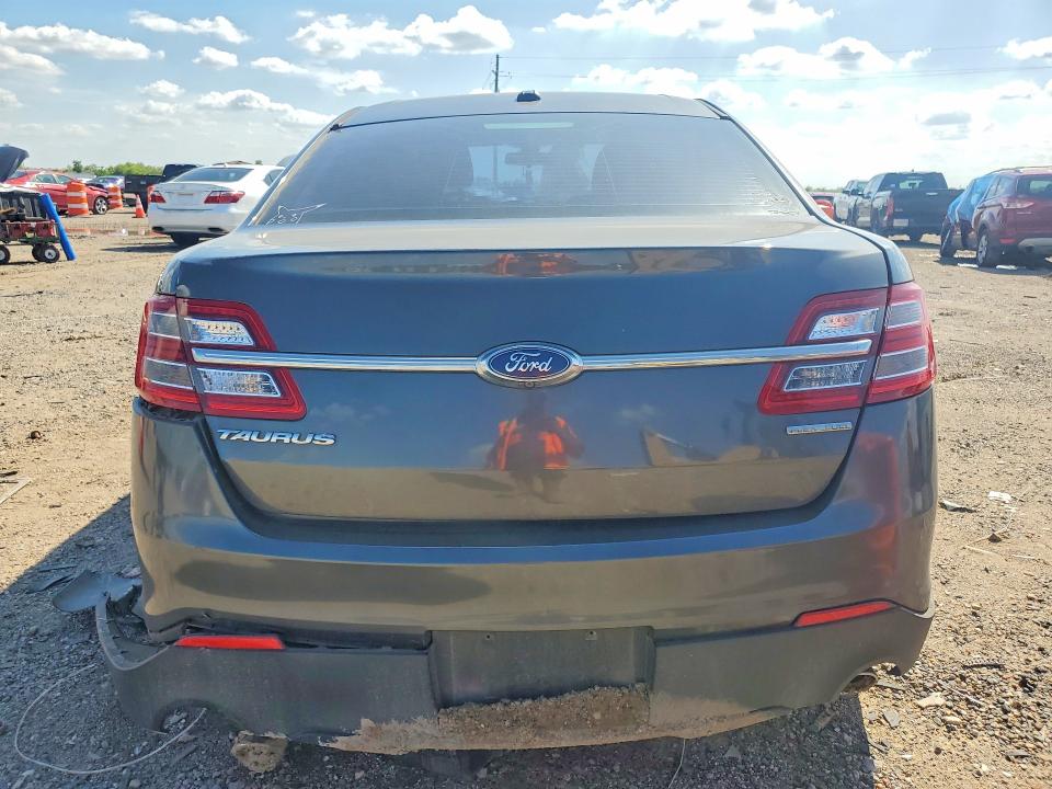 53190826 :رقم المزاد ، 1FAHP2D88JG133324 vin ، 2018 Ford Taurus مزاد بيع