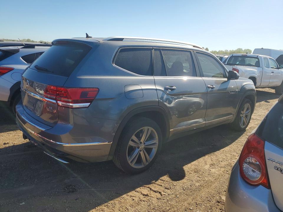 53063706 :رقم المزاد ، 1V2RR2CA4JC580378 vin ، 2018 Volkswagen Atlas مزاد بيع