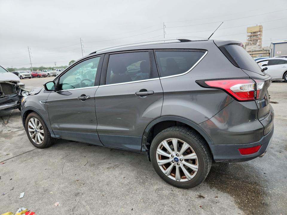 53031446 :رقم المزاد ، 1FMCU0JD1HUC94902 vin ، 2017 Ford Escape مزاد بيع