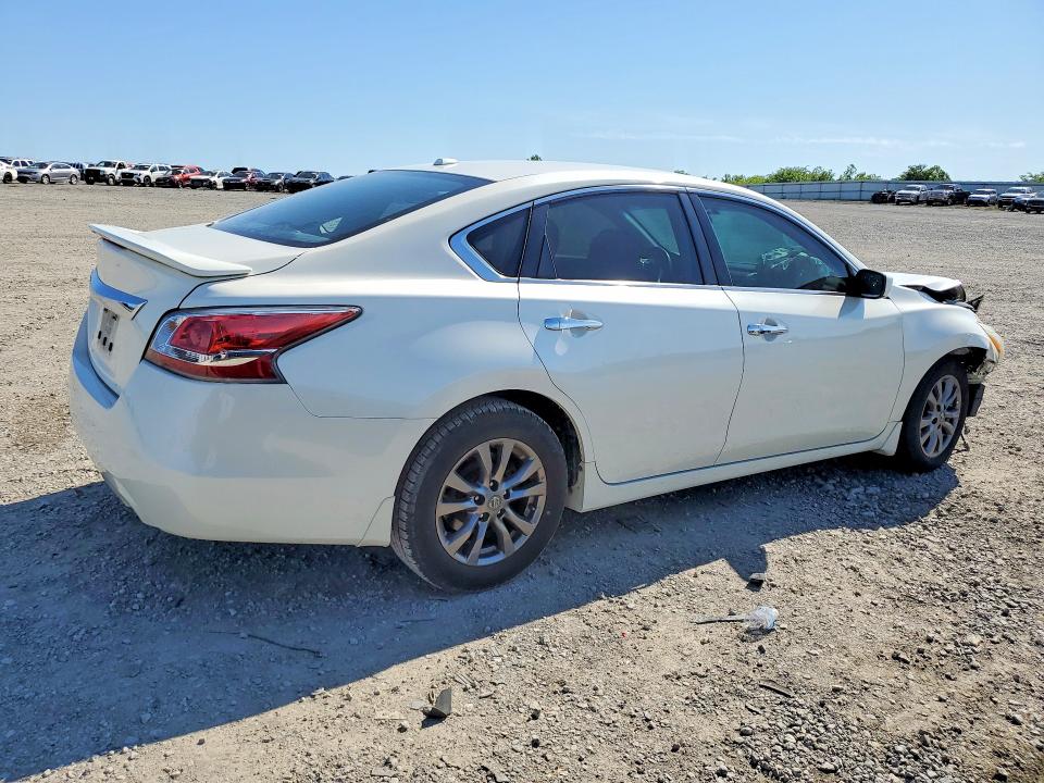 53005396 :رقم المزاد ، 1N4AL3AP5FC577693 vin ، 2015 Nissan Altima مزاد بيع