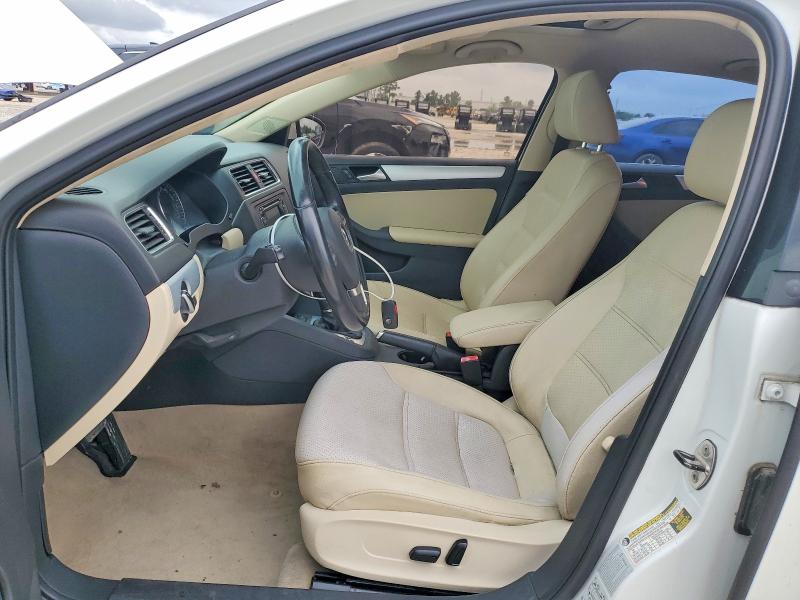 52546036 :رقم المزاد ، 3VW637AJ2DM229443 vin ، 2013 Volkswagen Jetta مزاد بيع