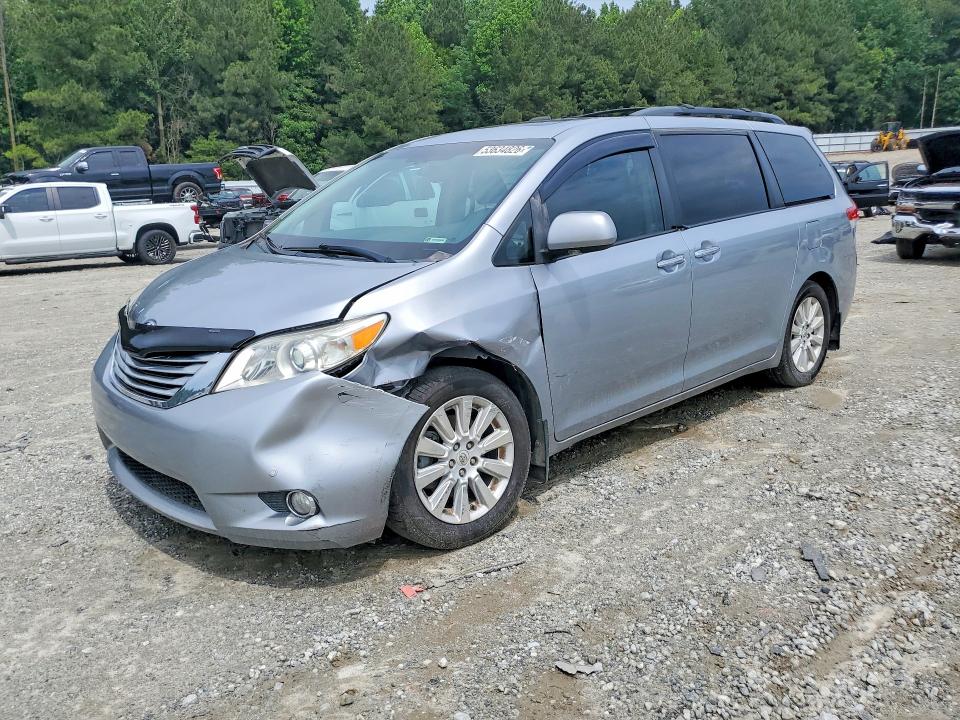 53634826 :رقم المزاد ، 5TDYK3DC3CS189103 vin ، 2012 Toyota Sienna مزاد بيع