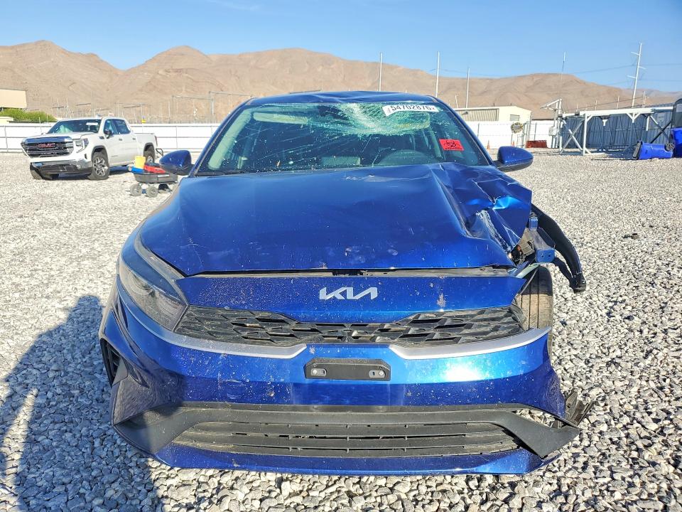 2023 Kia Forte მანქანა იყიდება აუქციონზე, vin: 3KPF24AD7PE596528, აუქციონის ნომერი: 54702876