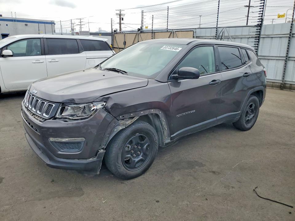 53732646 :رقم المزاد ، 3C4NJCABXJT461599 vin ، 2018 Jeep Compass مزاد بيع