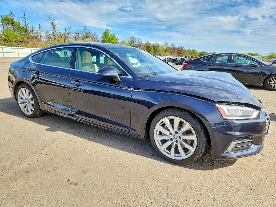 2018 Audi A5 მანქანა იყიდება აუქციონზე, vin: WAUBNCF51JA062000, აუქციონის ნომერი: 54254786
