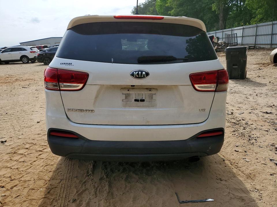 52602786 :رقم المزاد ، 5XYPG4A58HG213571 vin ، 2017 Kia Sorento مزاد بيع