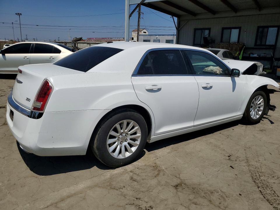 2013 Chrysler 300 მანქანა იყიდება აუქციონზე, vin: 2C3CCAAG9DH627226, აუქციონის ნომერი: 41631056