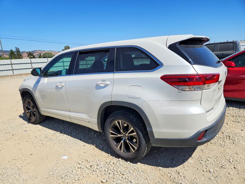 Продаж на аукціоні авто 2018 Toyota Highlander, vin: 5TDZZRFH6JS284568, номер лоту: 54718286