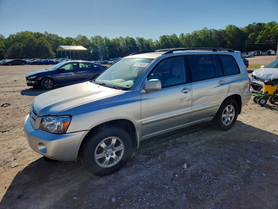 53274636 :رقم المزاد ، JTEDP21A260121567 vin ، 2006 Toyota Highlander مزاد بيع