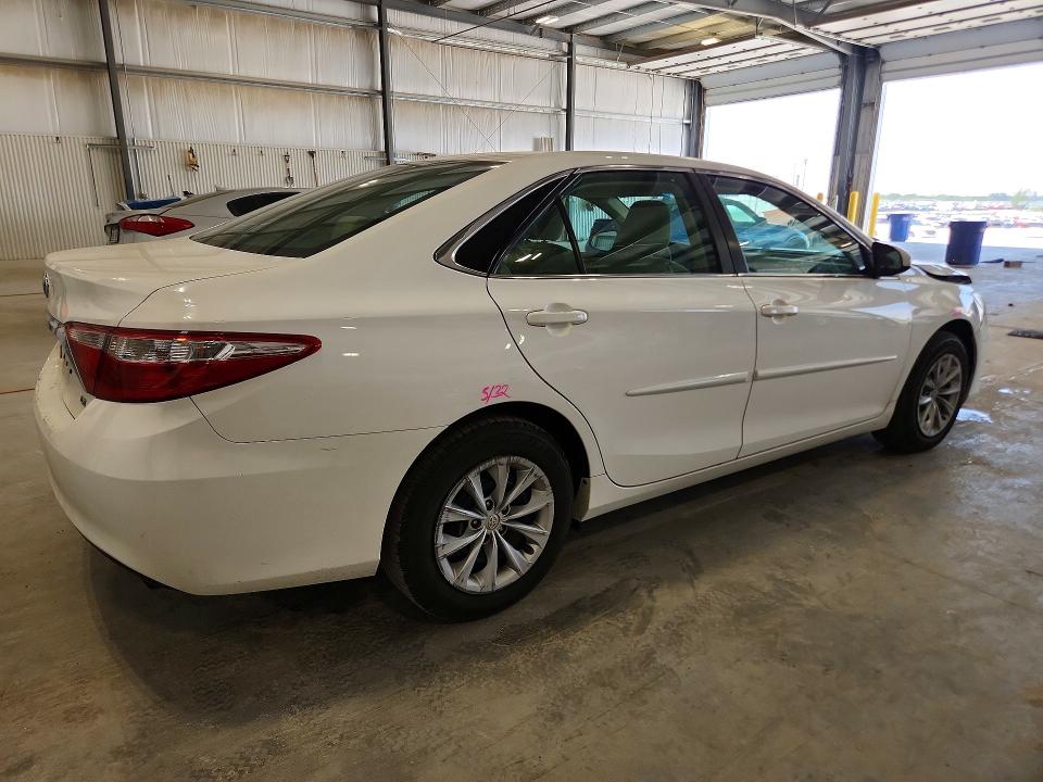 Продажа на аукционе авто 2015 Toyota Camry, vin: 4T4BF1FK4FR462800, номер лота: 53986096