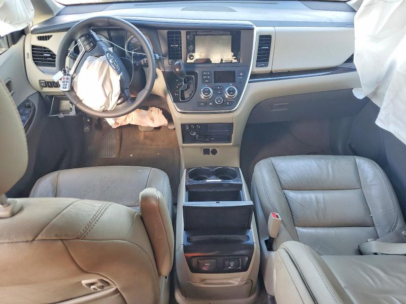 Продажа на аукционе авто 2017 Toyota Sienna, vin: 5TDYZ3DC7HS867113, номер лота: 54607616