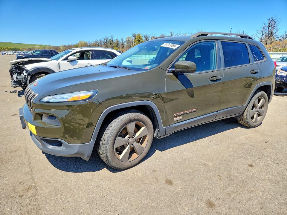Продажа на аукционе авто 2016 Jep Cherokee, vin: 1C4PJMCS1GW326574, номер лота: 52343886