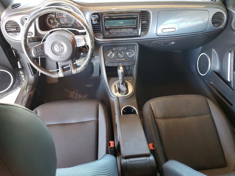 2015 Volkswagen Beetle მანქანა იყიდება აუქციონზე, vin: 3VW517AT3FM811346, აუქციონის ნომერი: 53291676