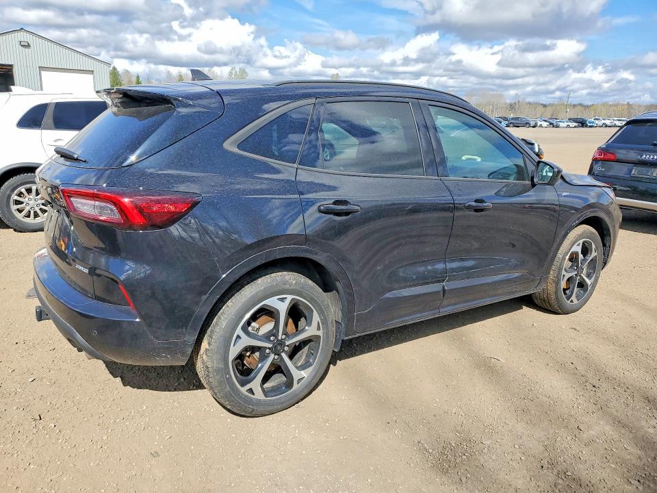 Продажа на аукционе авто 2025 Ford Escape, vin: 1FMCU9PA0SUA97437, номер лота: 51320276