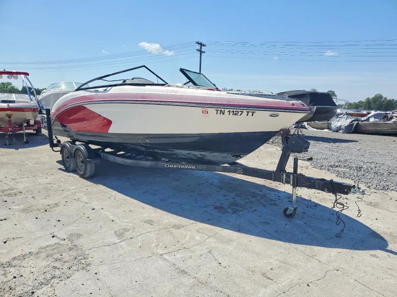 2015 Chaparral Boat მანქანა იყიდება აუქციონზე, vin: FGBL0135L415, აუქციონის ნომერი: 53860216