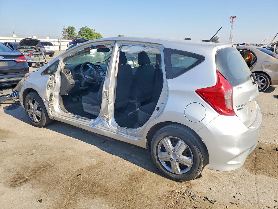 52823806 :رقم المزاد ، 3N1CE2CP3JL352189 vin ، 2018 Nissan Versa Note مزاد بيع
