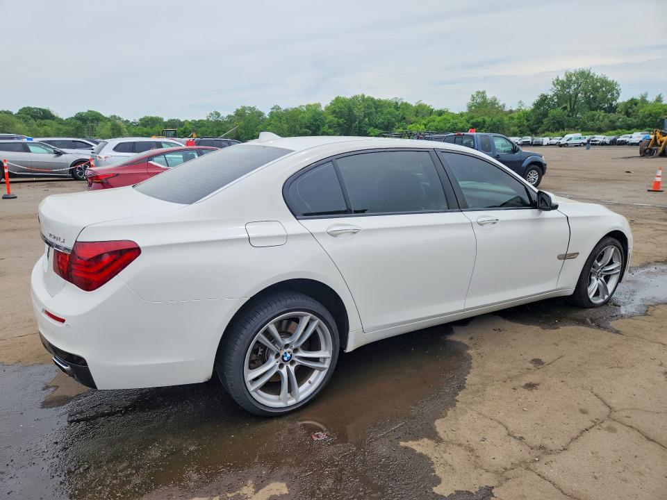 2014 Bmw 750 მანქანა იყიდება აუქციონზე, vin: WBAYF8C56ED141806, აუქციონის ნომერი: 54992706