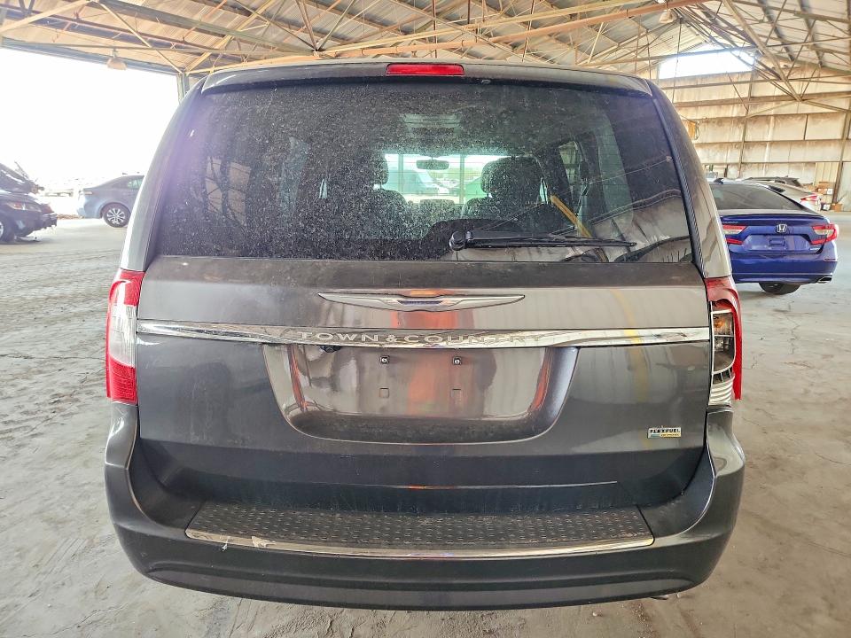 53701406 :رقم المزاد ، 2C4RC1BG4GR302048 vin ، 2016 Chrysler Town & Country مزاد بيع