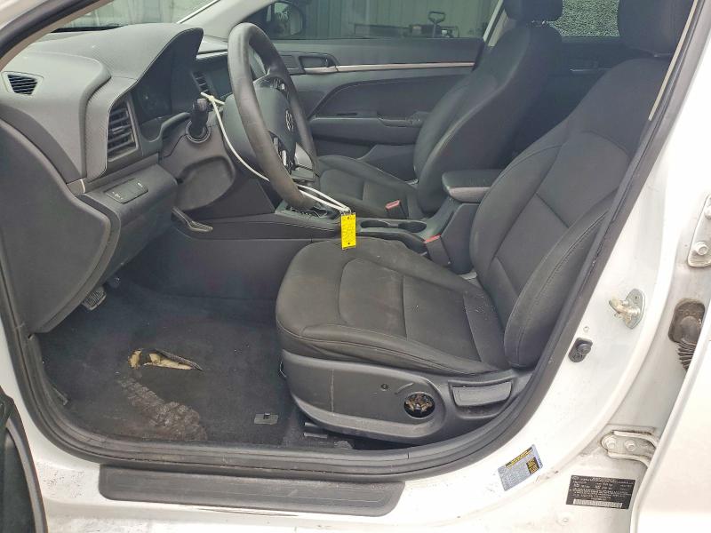 52240546 :رقم المزاد ، 5NPD74LF7KH496070 vin ، 2019 Hyundai Elantra مزاد بيع