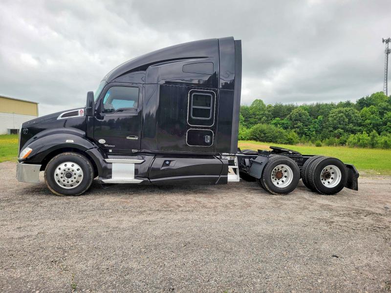 55346666 :رقم المزاد ، 1XKYDP9XXGJ483036 vin ، 2016 Kenworth Construction مزاد بيع
