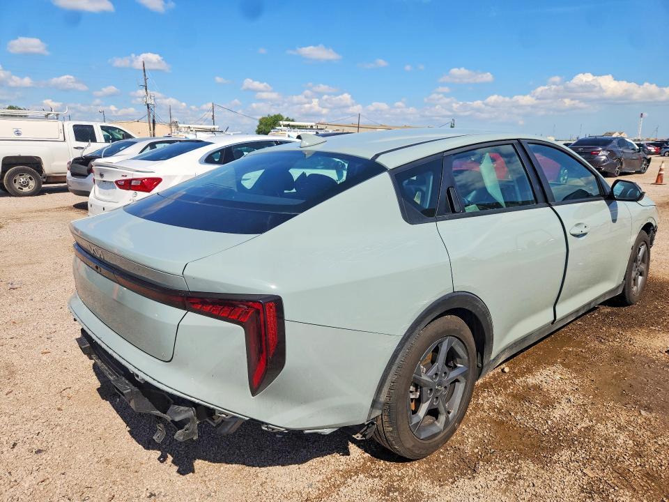 53131086 :رقم المزاد ، 3KPFT4DE7TE257280 vin ، 2026 Kia K4 مزاد بيع