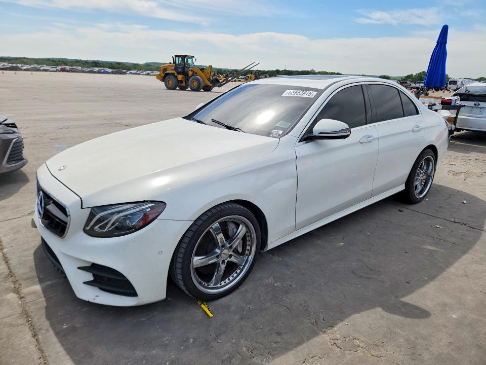 52653976 :رقم المزاد ، WDDZF4JB9HA243055 vin ، 2017 Mercedes-benz E مزاد بيع