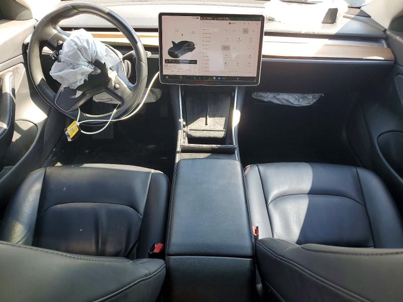 2018 Tesla Model 3 მანქანა იყიდება აუქციონზე, vin: 5YJ3E1EA3JF005850, აუქციონის ნომერი: 52039596