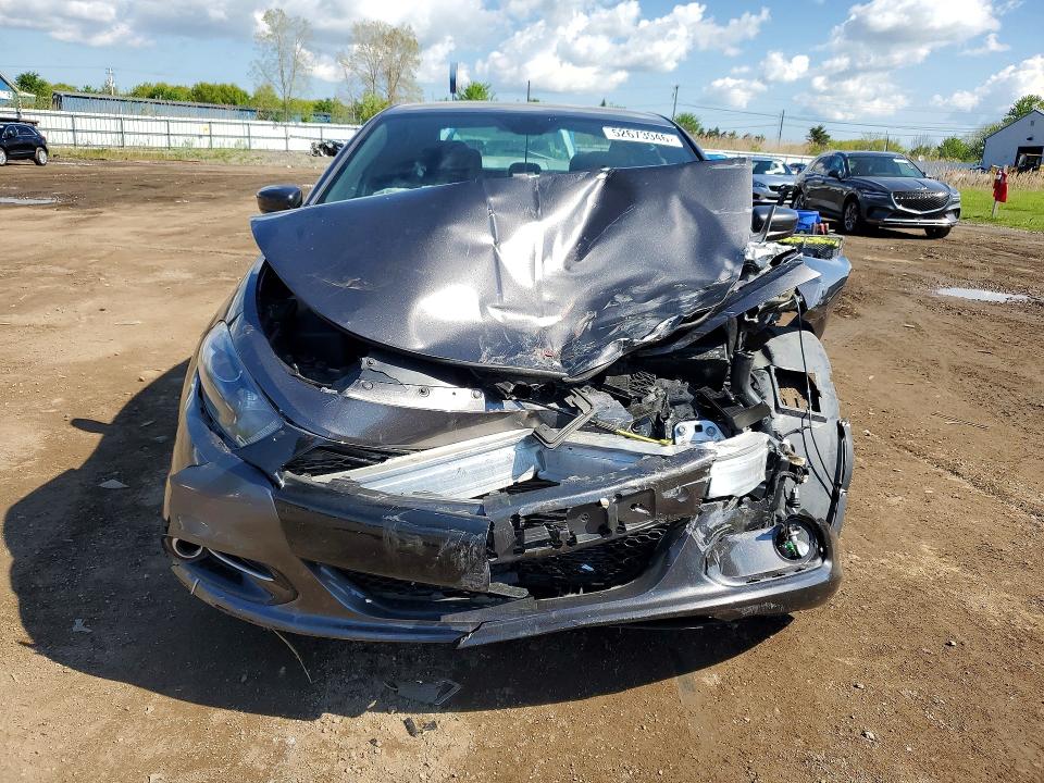 52673946 :رقم المزاد ، 1C3CDFBBXFD242965 vin ، 2015 Dodge Dart مزاد بيع