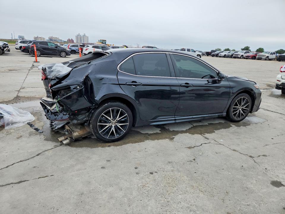 2024 Toyota Camry მანქანა იყიდება აუქციონზე, vin: 4T1G11AK0RU877803, აუქციონის ნომერი: 52029956