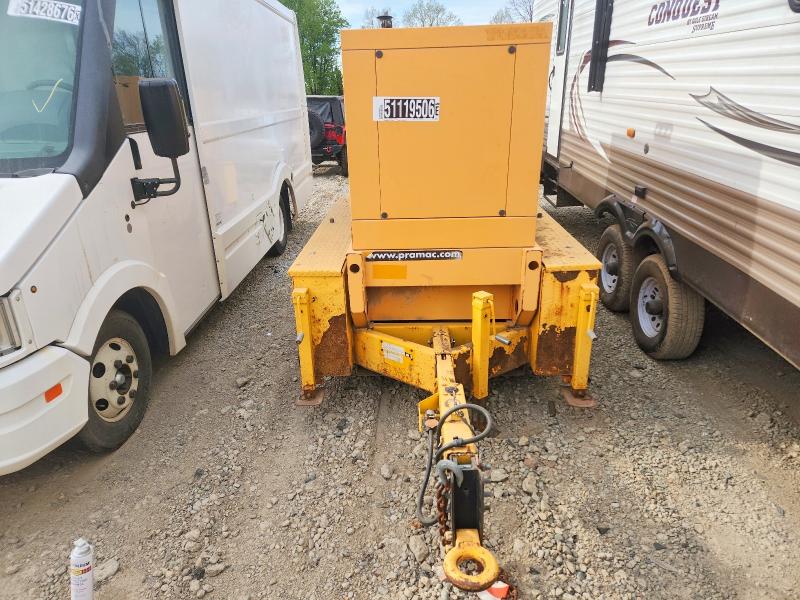 51119506 :رقم المزاد ، 1J9TF12119F402390 vin ، 2010 Urwi Industrial Equipment مزاد بيع