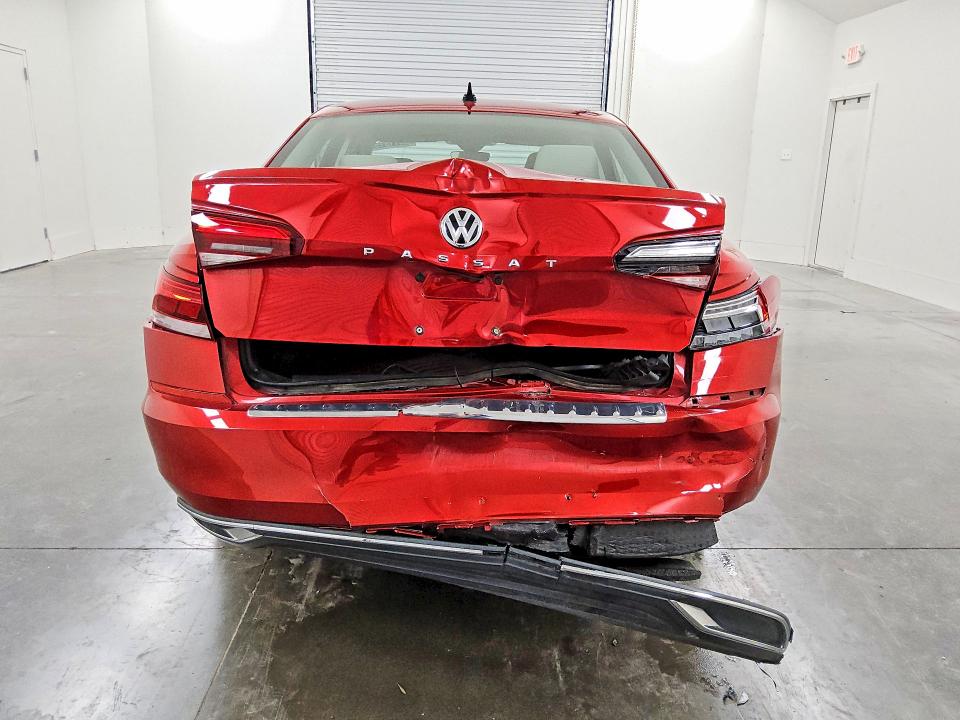 54115156 :رقم المزاد ، 1VWSA7A32MC018802 vin ، 2021 Volkswagen Passat مزاد بيع