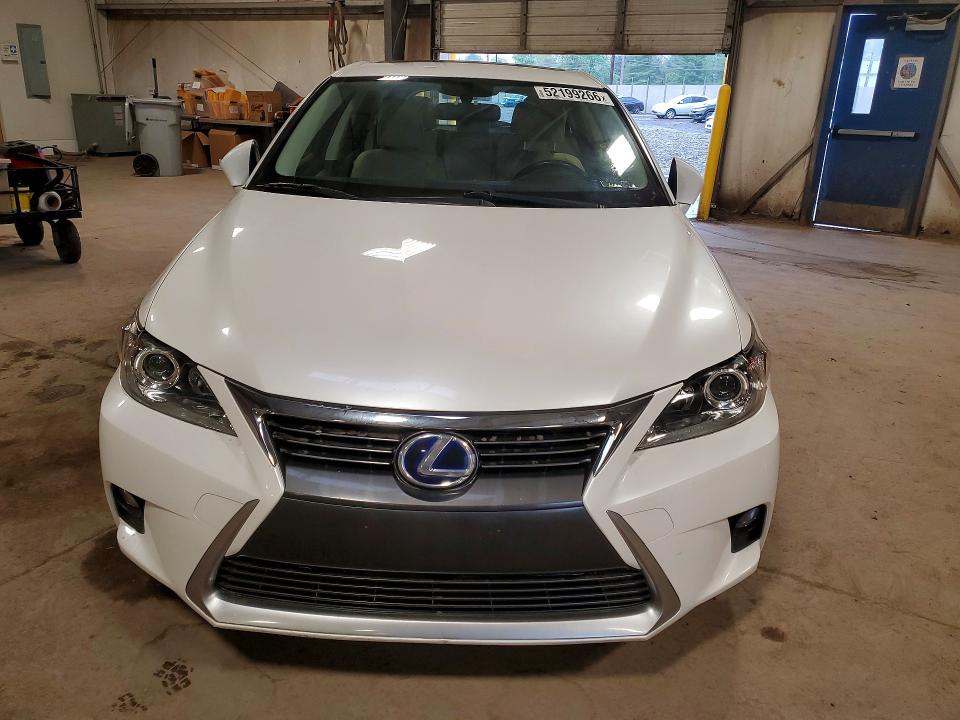 52199266 :رقم المزاد ، JTHKD5BH0F2245938 vin ، 2015 Lexus Ct مزاد بيع