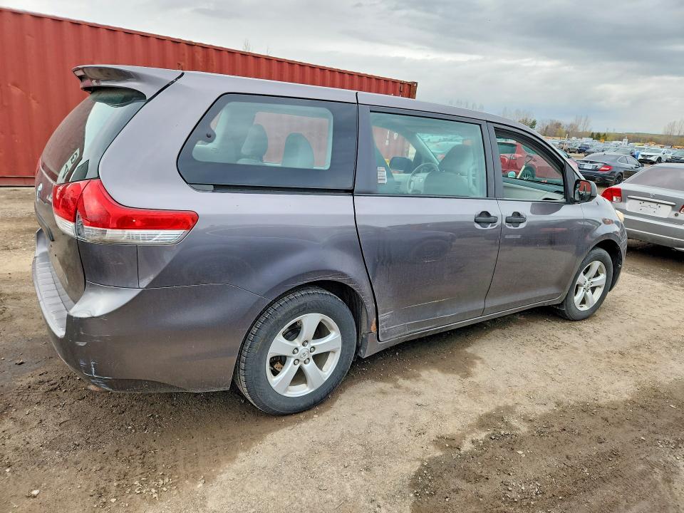 Продаж на аукціоні авто 2011 Toyota Sienna, vin: 5TDZK3DC9BS167917, номер лоту: 51858896
