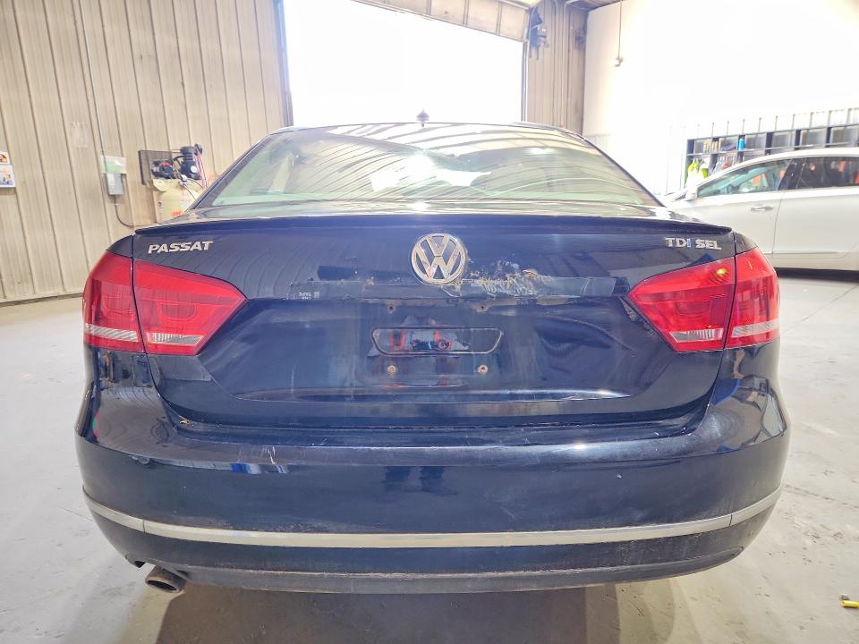 Продажа на аукционе авто 2013 Volkswagen Passat, vin: 1VWCN7A36DC068448, номер лота: 55031676