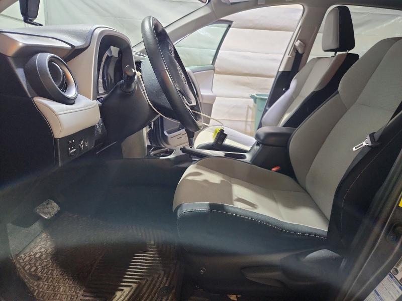 Продажа на аукционе авто 2017 Toyota Rav4, vin: 2T3RFREV5HW593277, номер лота: 54238726