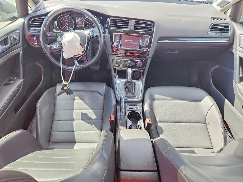 Продажа на аукционе авто 2015 Volkswagen Golf, vin: 3VW217AU4FM054727, номер лота: 53102606