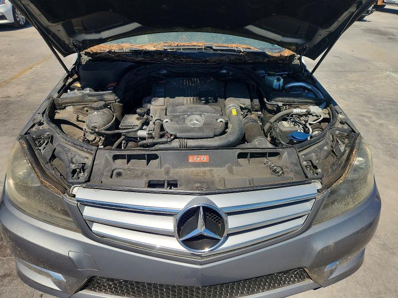 49918276 :رقم المزاد ، WDDGF4HB5DA852022 vin ، 2013 Mercedes-benz C مزاد بيع