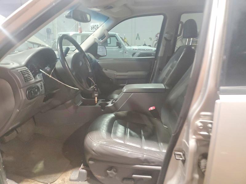 2002 Ford Explorer მანქანა იყიდება აუქციონზე, vin: 1FMDU73W02UC64082, აუქციონის ნომერი: 54410356