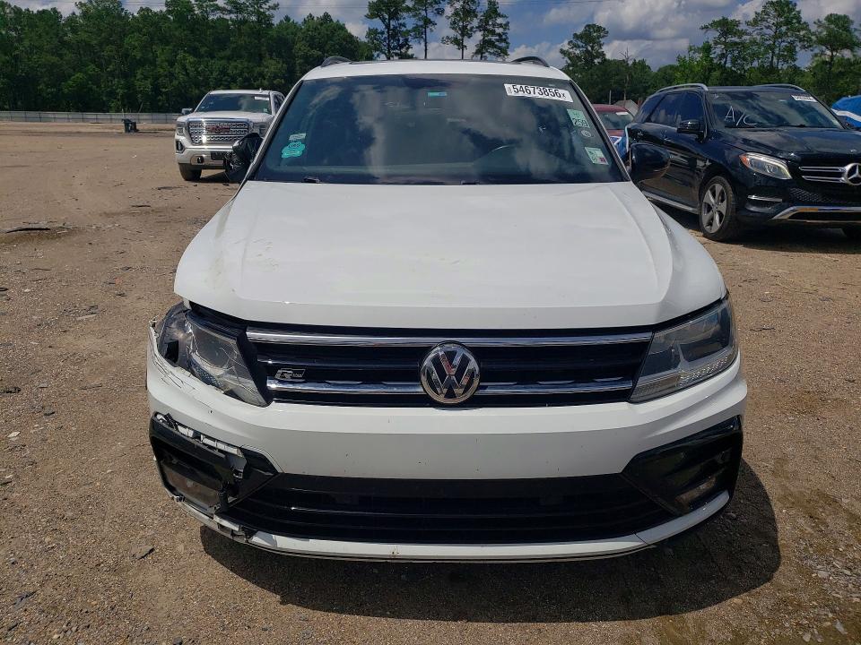 54673856 :رقم المزاد ، 3VV3B7AX5KM170609 vin ، 2019 Volkswagen Tiguan مزاد بيع