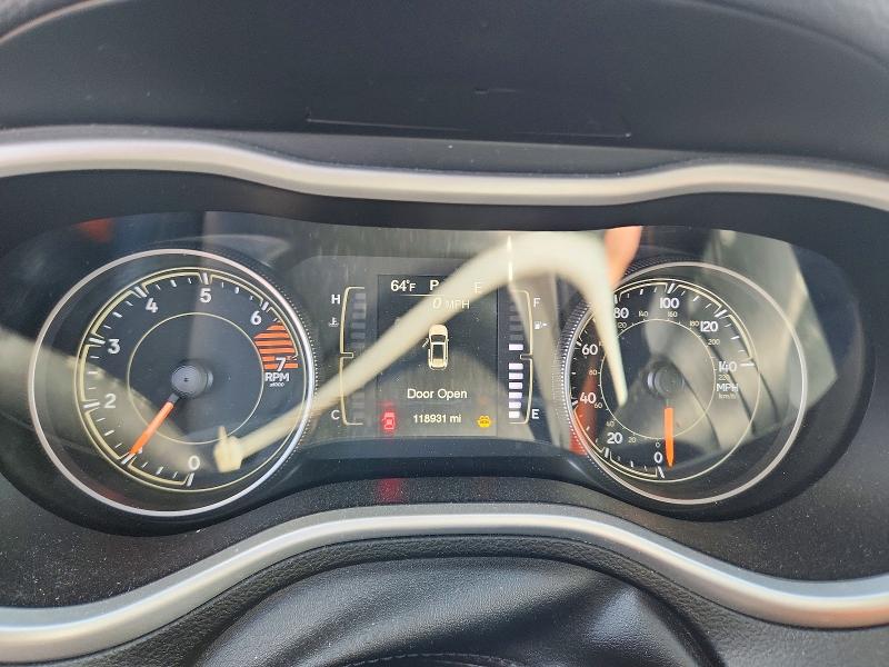 53399526 :رقم المزاد ، 1C4PJMLB0JD602603 vin ، 2018 Jeep Cherokee مزاد بيع