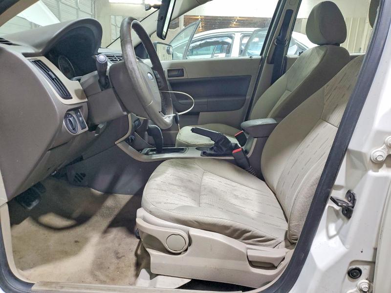 52384926 :رقم المزاد ، 1FAHP3FN3AW174698 vin ، 2010 Ford Focus مزاد بيع