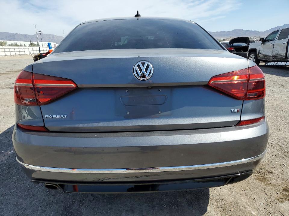 Продаж на аукціоні авто 2018 Volkswagen Passat, vin: 1VWAA7A3XJC028999, номер лоту: 54730096